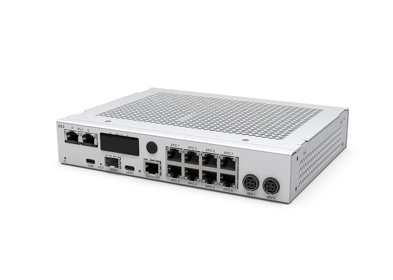 52-7500_swx_rear-persp-1-white